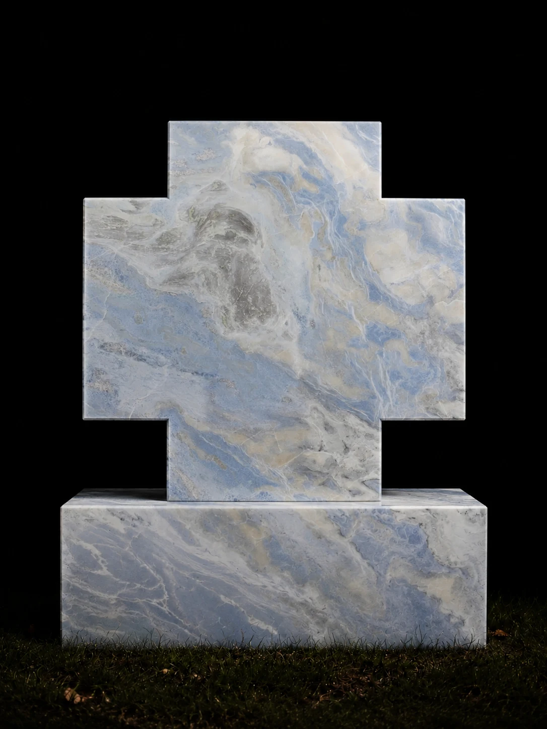 Gravstein Kors i Azul Ciel. WH FORM